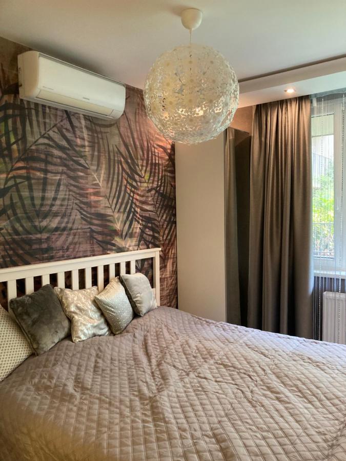 Corvin Luxury White Apartment บูดาเปสต์ ภายนอก รูปภาพ