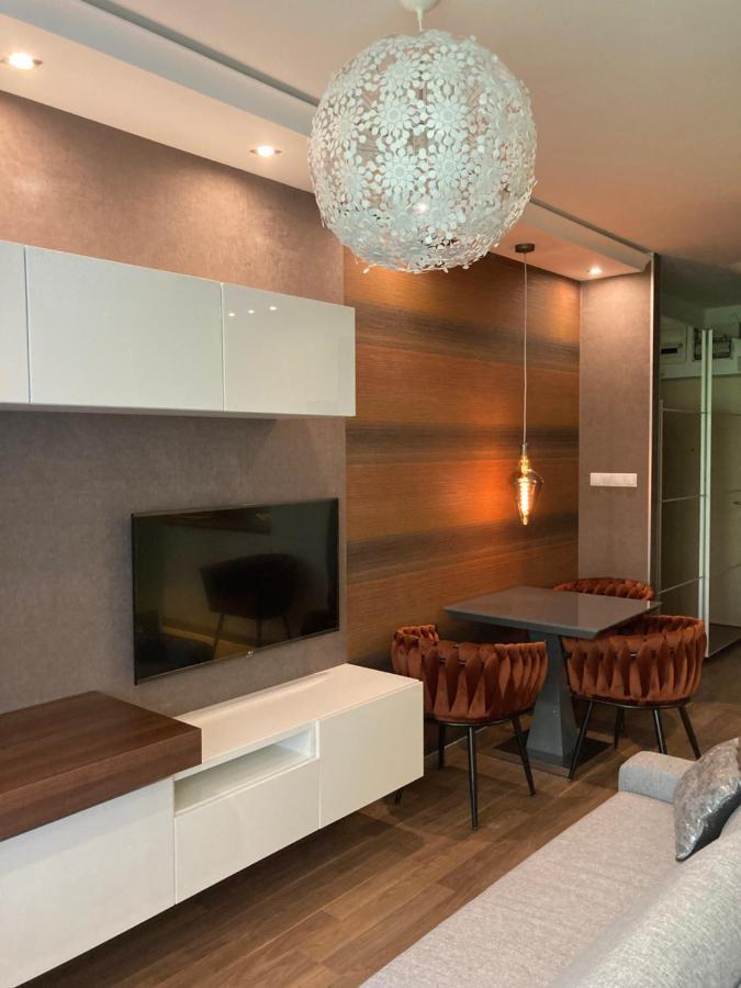 Corvin Luxury White Apartment บูดาเปสต์ ภายนอก รูปภาพ